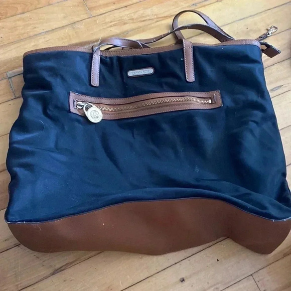 Muchael  kors tote bag - Picture 1 of 5